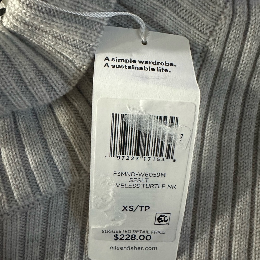 NWT Eileen Fisher Merino Turtleneck Top in Regenerative Wool - Picture 6 of 9